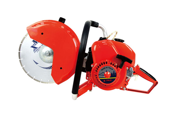 When choosing a cutting saw, what factors should be considered to ensure cutting accuracy?